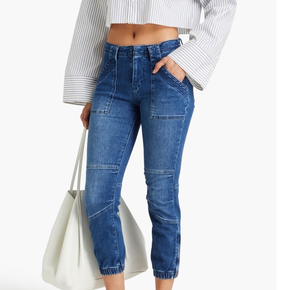Women's Blue Jeans